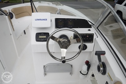 Sportsman Discovery 210