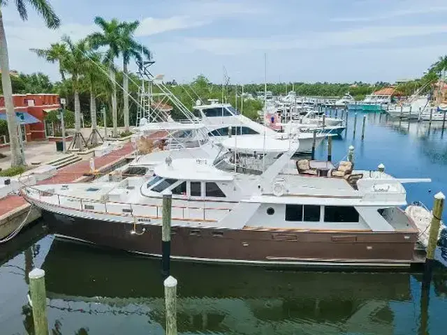 Tollycraft Pilothouse