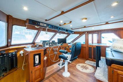 Tollycraft Pilothouse