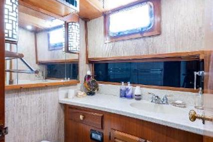 Tollycraft Pilothouse