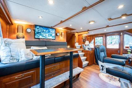 Tollycraft Pilothouse