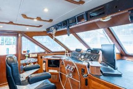 Tollycraft Pilothouse