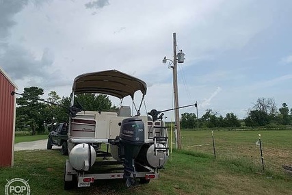 Premier Pontoons 221 explorer