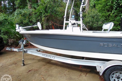 Robalo R160