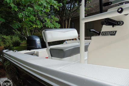 Robalo R160