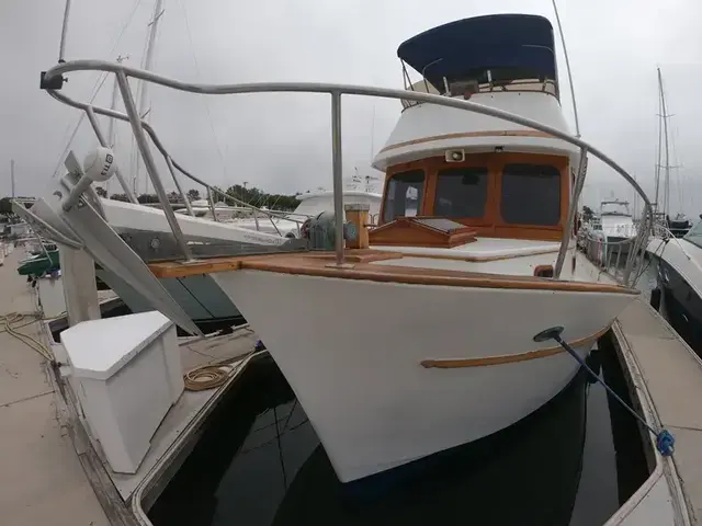 CHB Trawler 34 Trawler