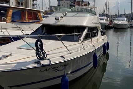 Bayliner 288 CLASSIC FLYBRIDGE