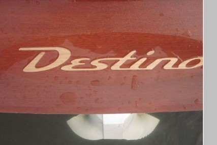 Classic boats Destino 20