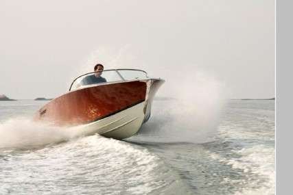 Classic boats Destino 20