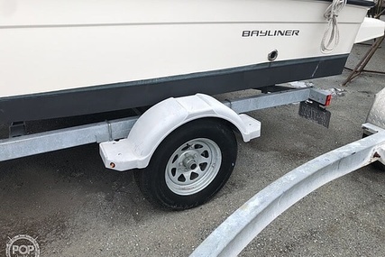 Bayliner Element F18 Center Console