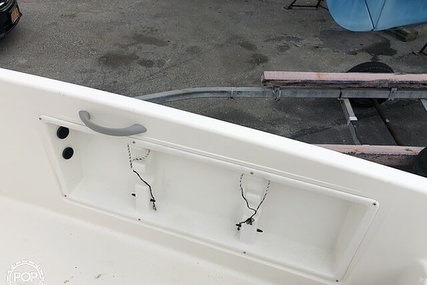 Bayliner Element F18 Center Console