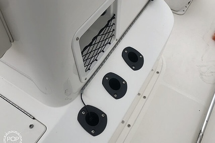 Bayliner Element F18 Center Console