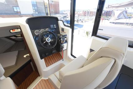 Quicksilver 905 Pilothouse