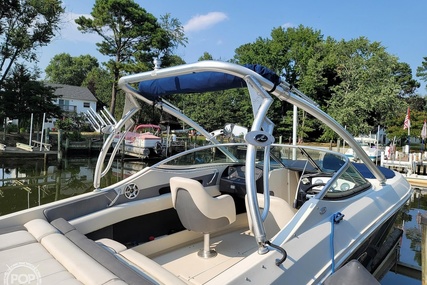 Sea Ray 230 Fission Select