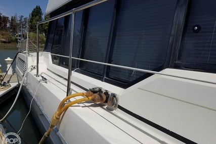 Bayliner 4387 Aft cabin