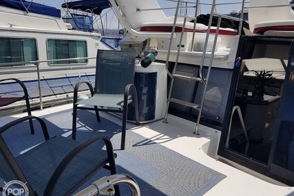 Bayliner 4387 Aft cabin