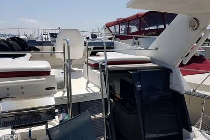 Bayliner 4387 Aft cabin