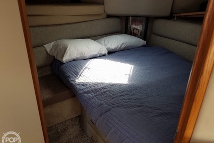 Bayliner 4387 Aft cabin