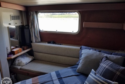 Bayliner 4387 Aft cabin