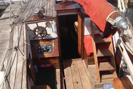 27ft. TRADITIONAL KETCH MOTOR SAILER