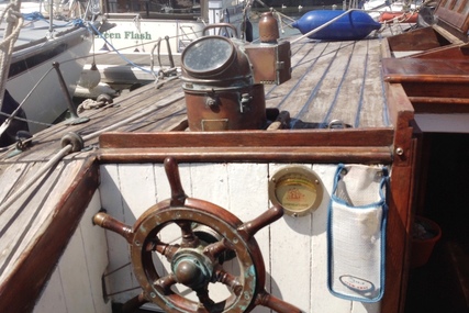 27ft. TRADITIONAL KETCH MOTOR SAILER