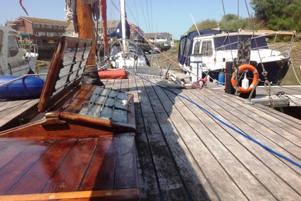 27ft. TRADITIONAL KETCH MOTOR SAILER