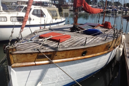 27ft. TRADITIONAL KETCH MOTOR SAILER