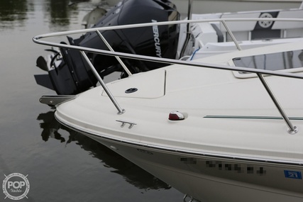 Sea Ray 215 Weekender