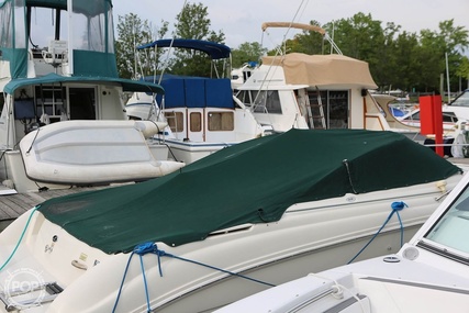 Sea Ray 215 Weekender