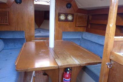 Moody 31 MkII bilge keel