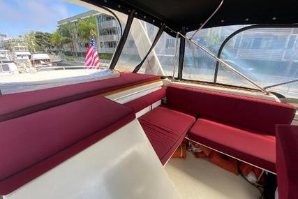 Uniflite 42 Aft Cabin