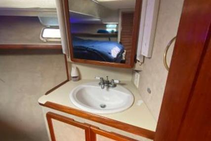 Uniflite 42 Aft Cabin