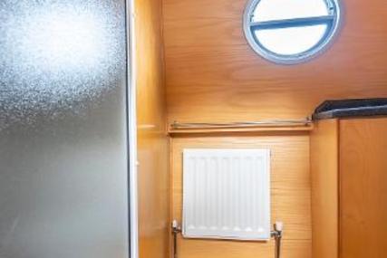 Sea Otter sailboats 51' Narrowboat