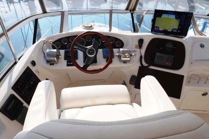 Sea Ray 420 Aft Cabin Motor Yacht