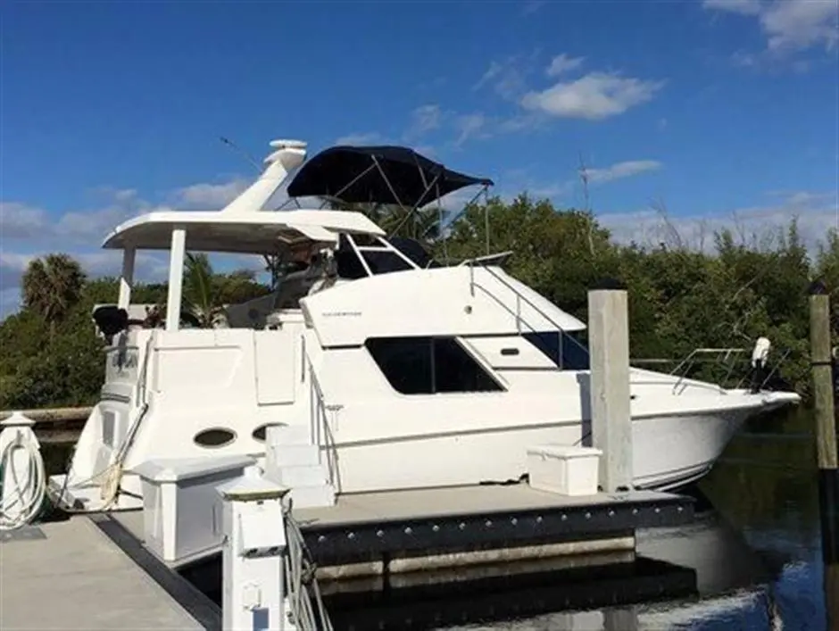 Silverton 372 Motor Yacht