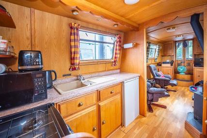 Narrowboat Jonathan Wilson 57' Semi Trad