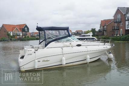 Rinker Fiesta Vee 242