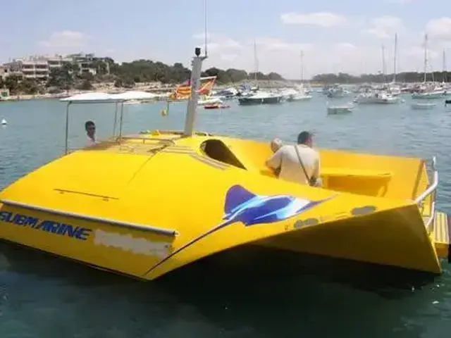 Commercial Semi Submarine Boat