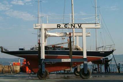 Custom Built Classic Sailing Yacht 46 ft