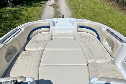 Chris-Craft 260 SPORT DECK