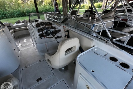 Chris-Craft 260 SPORT DECK