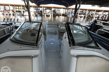 Chris-Craft 260 SPORT DECK