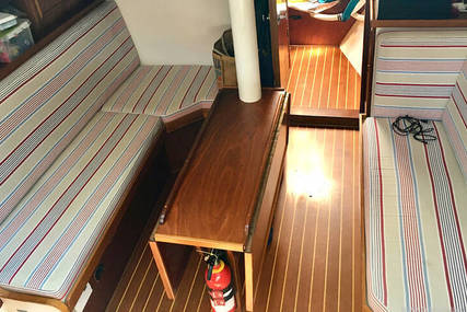 Van De Stadt 44 Deck Saloon