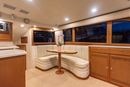 Cabo 48 Flybridge