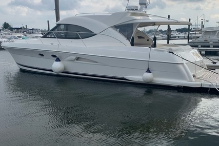 Riviera 5000 Sport Yacht