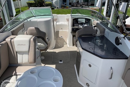 Hurricane 2690 Sun Deck