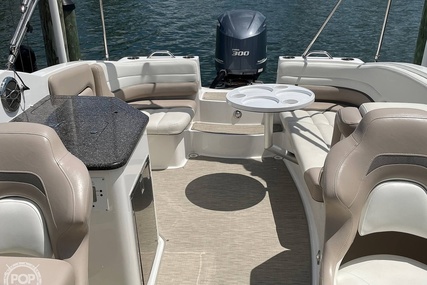 Hurricane 2690 Sun Deck