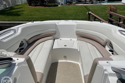 Hurricane 2690 Sun Deck