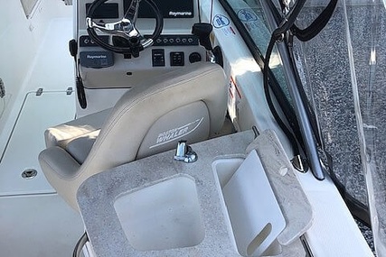 Boston Whaler 230 Vantage