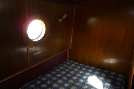 J & P Boats Now Sold 52ft Narrowboat called Far Canal